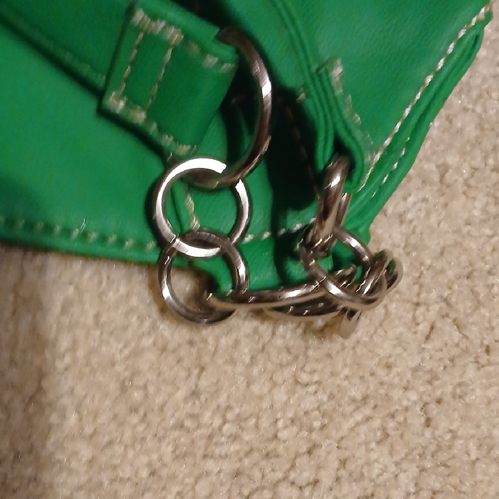 New Kelly Green Women's Handbag 17X4X9 - Picture 3 of 7